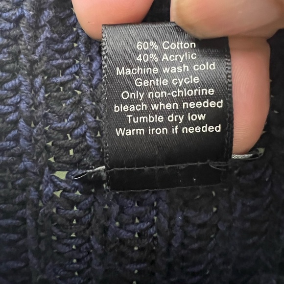 VINTAGE ANN TAYLOR CREW NECK SLEEVELESS SWEATER SZ L. HAS 12 1/2” SPLITS O/ SIDE - Picture 10 of 10